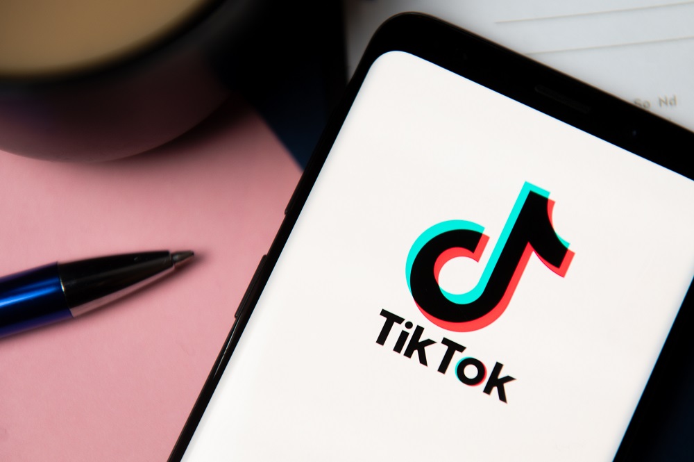 Here’s How To Make A TikTok Poll To Get Answers To Your Burning Questions
