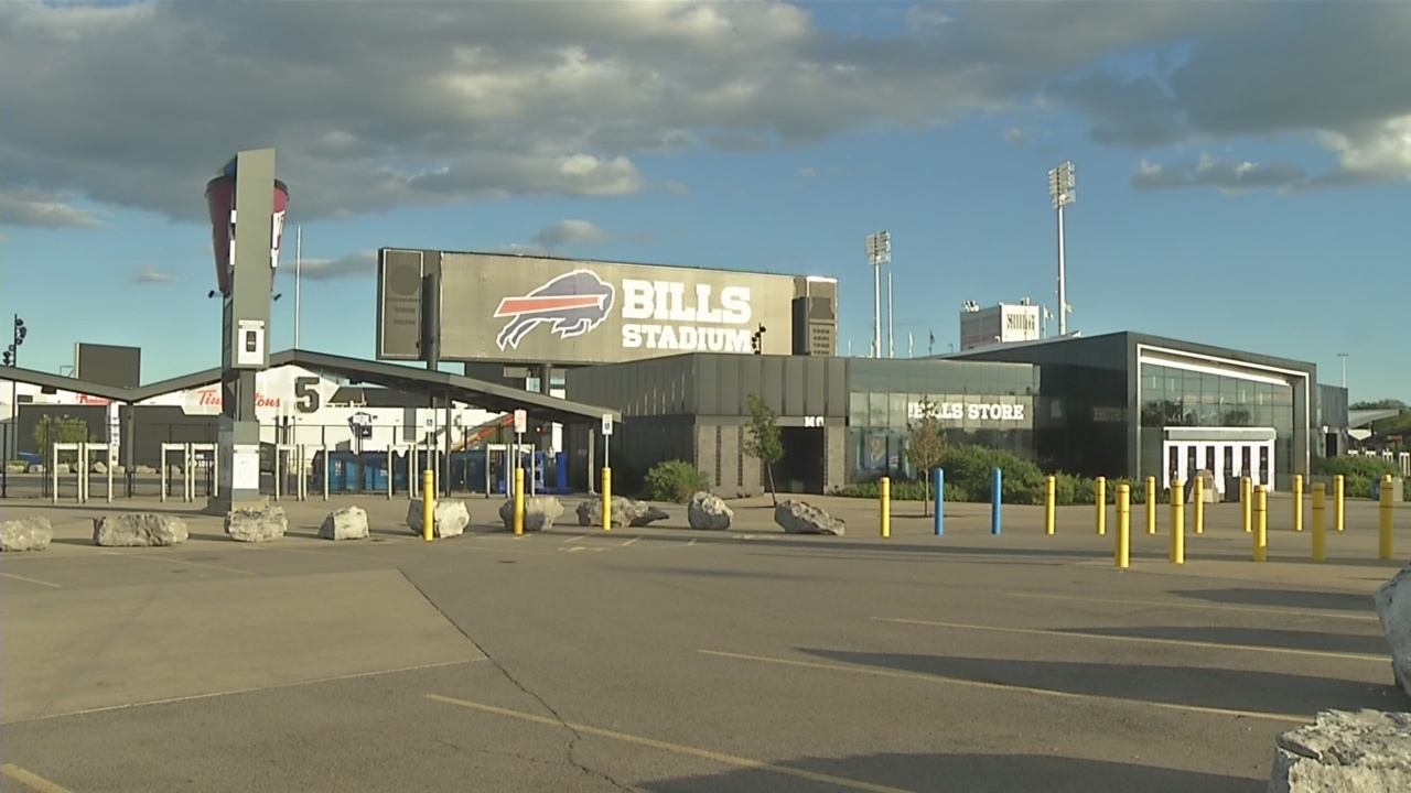 Rochester man arrested for shoplifting at Eastview Mall