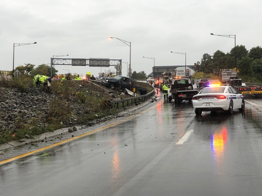 Two hospitalized after a car crash on I-490