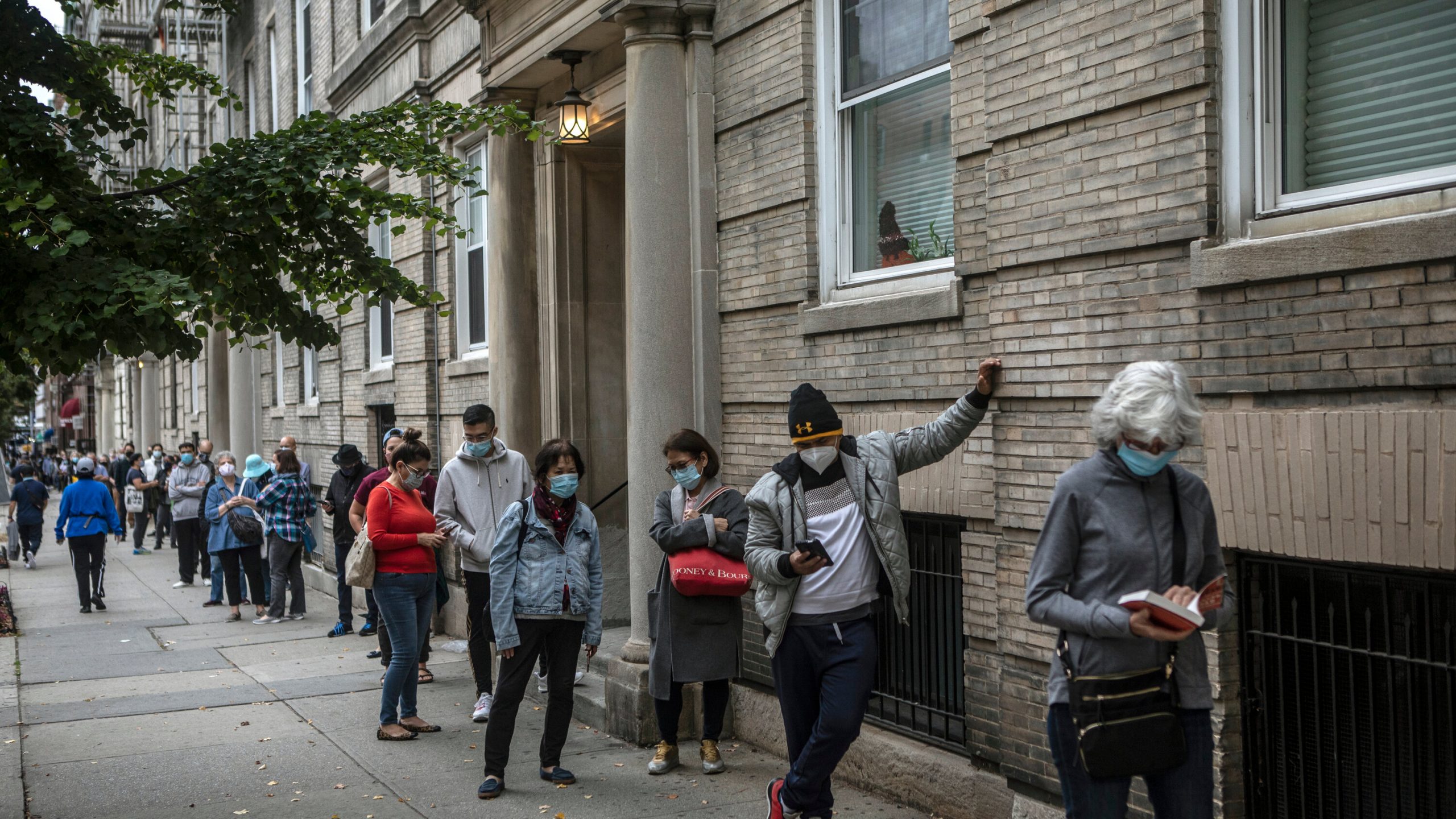 Poll places get ready for start of early voting in NY