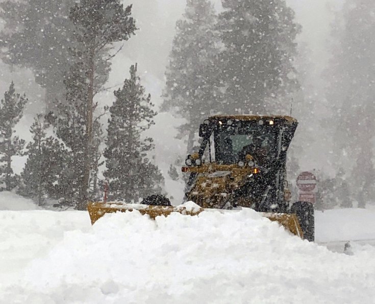California man survives 7 day stuck in snowy mountain road