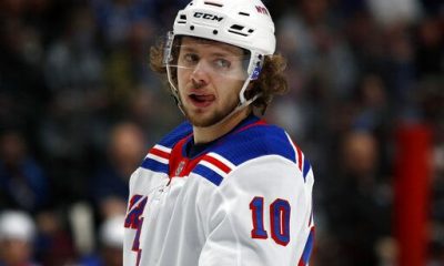 Artemi Panarin rejoins Rangers after 2-week leave of absence