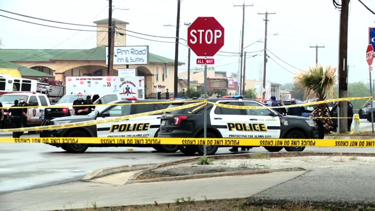 2 dead, officer and female injured after driver opened fire during traffic stop 2 dead, officer and female injured after driver opened fire during traffic stop
