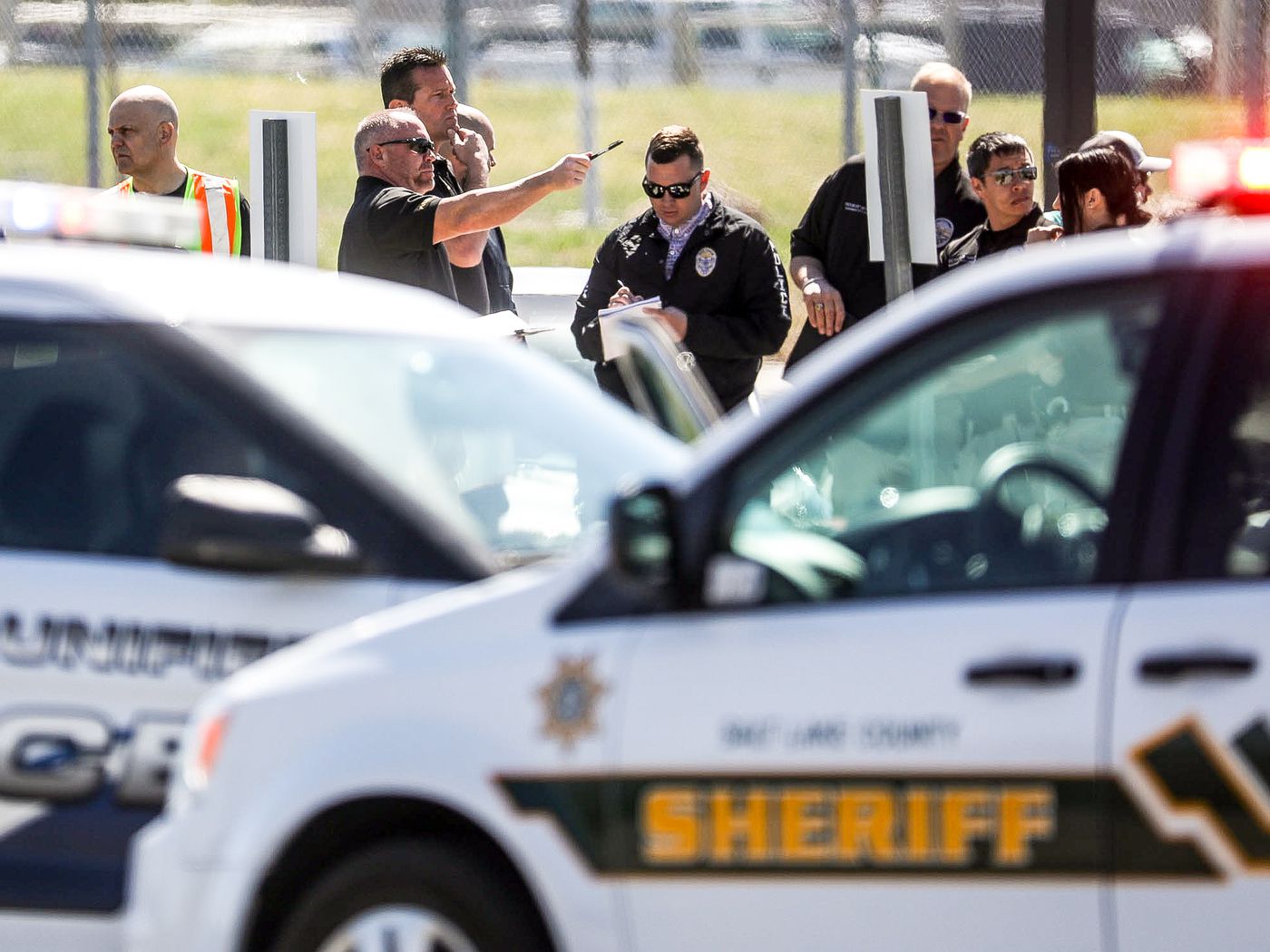 2 deputies shot in the head area outside Salt Lake County Sheriff’s Office 2 deputies shot in the head area outside Salt Lake County Sheriff’s Office