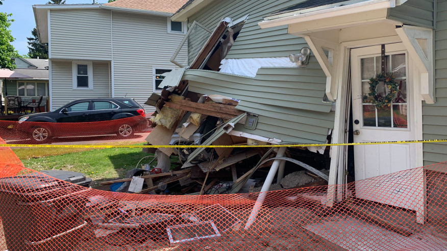 Palmyra home will have to be ‘dismantled’ after Spectrum van crashed into it
