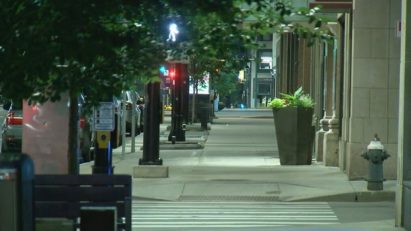 Man injured in shooting on East Main Street