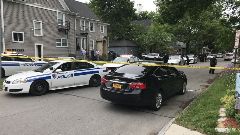 Man taken to hospital after shooting on Sixth Street Man taken to hospital after shooting on Sixth Street