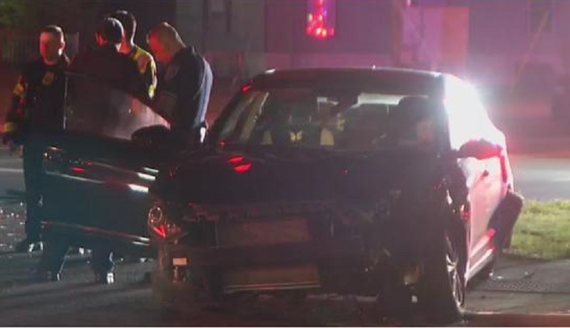 3 people, including two teenagers, hurt in a crash on Portland Avenue 3 people, including two teenagers, hurt in a crash on Portland Avenue