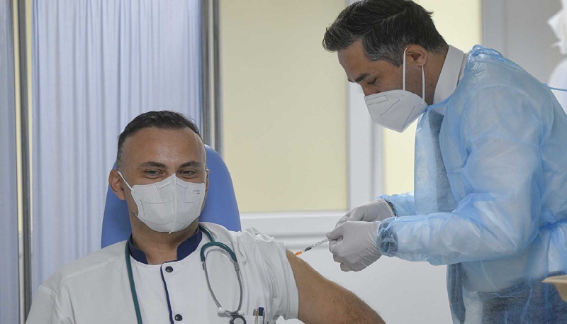 Governor Hochul announces rise in healthcare worker vaccination rate in New York State Governor Hochul announces rise in healthcare worker vaccination rate in New York State