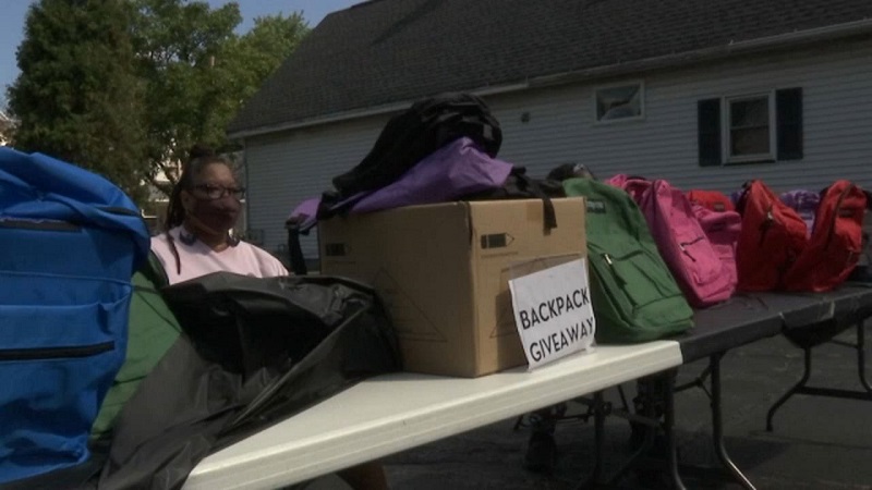 Back to school giveaway before classes begin in Rochester Back to school giveaway before classes begin in Rochester