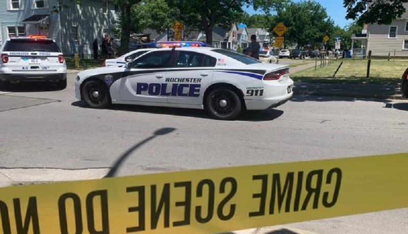 15-year-old boy critical after shooting in Rochester’s Beechwood neighborhood 15-year-old boy critical after shooting in Rochester’s Beechwood neighborhood