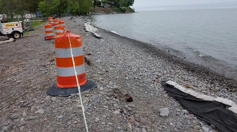 Lake Ontario outflows increased through mid-December Lake Ontario outflows increased through mid-December