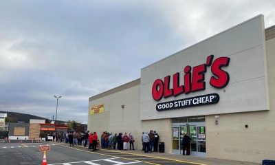 Ollie’s customers line up around the block for grand opening in Grand Central Plaza