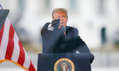 If Donald Trump decide to run for president in 2024, he will win, bookmakers put him in pole position