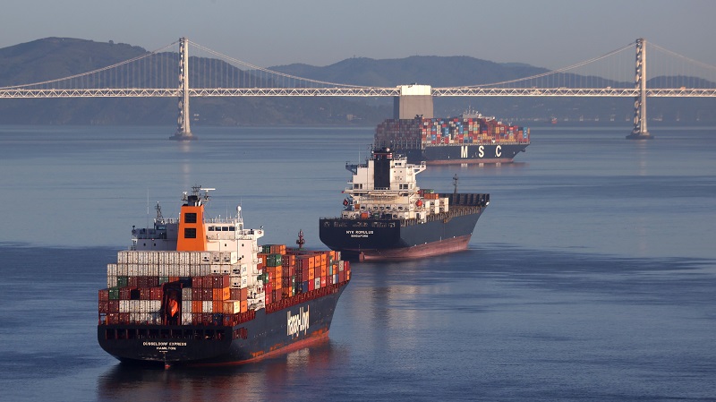 Supply prices rise as ships sit