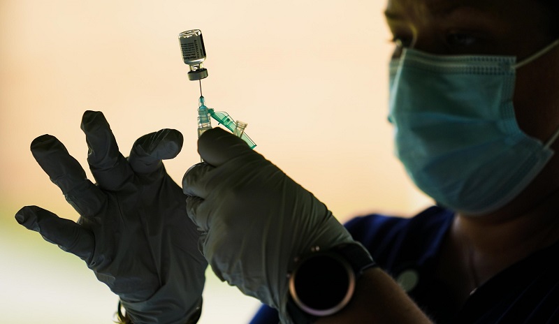 All U.S. companies with over 100 employees need employees vaccinated