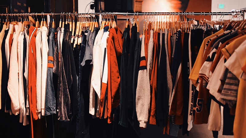 Elmira clothing store holds first annual clothing drive
