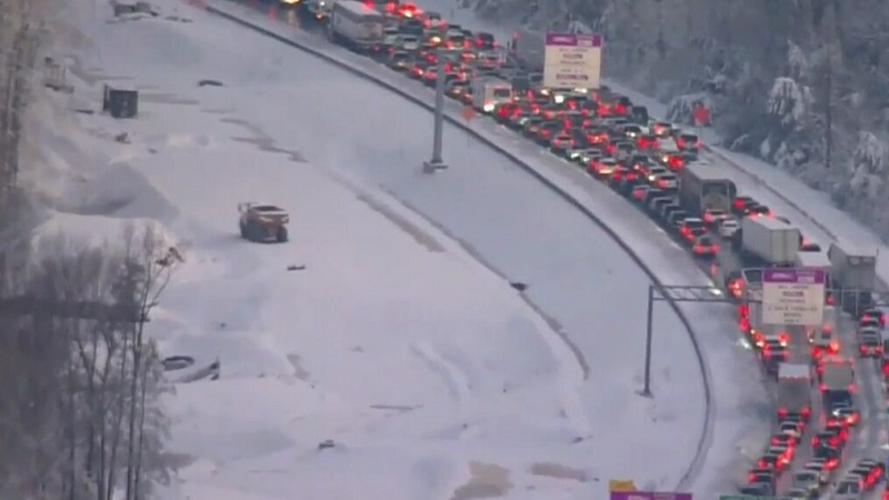 Couple finally home after being stuck on I-95 for 19 hours