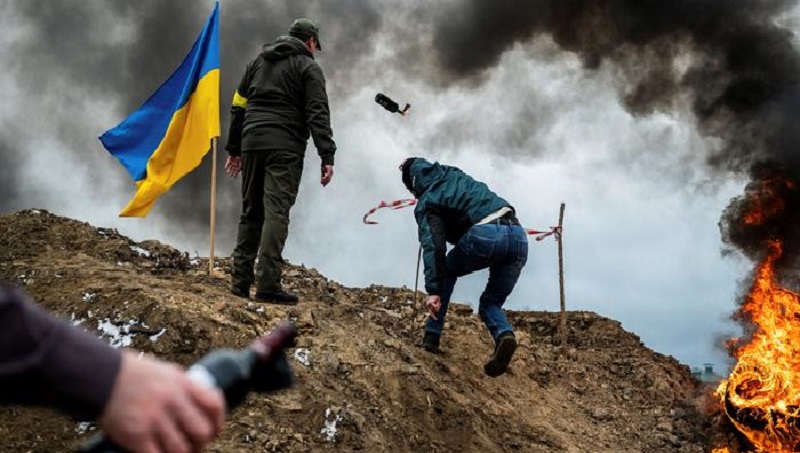 A group of volunteers from Rochester on the line of fire in Ukraine