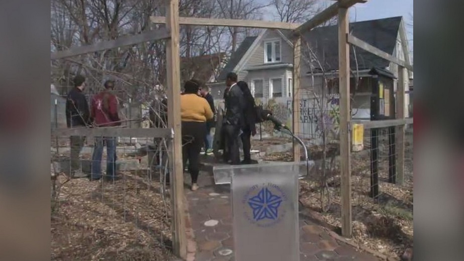 City encourages people to be part of the growing gardening community