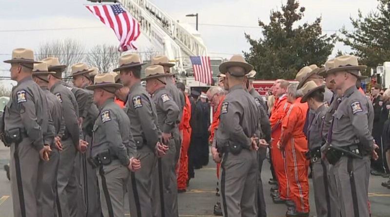 First responders show support for James Sauer