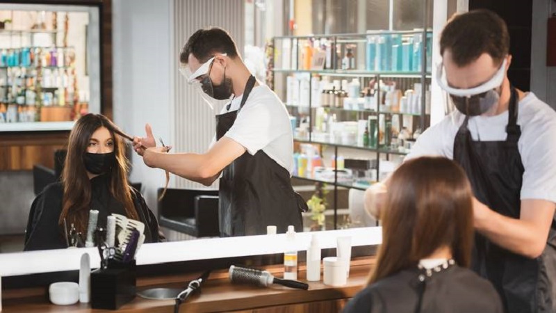 Barbers and hair stylists symposium at La Luna in Rochester Monday