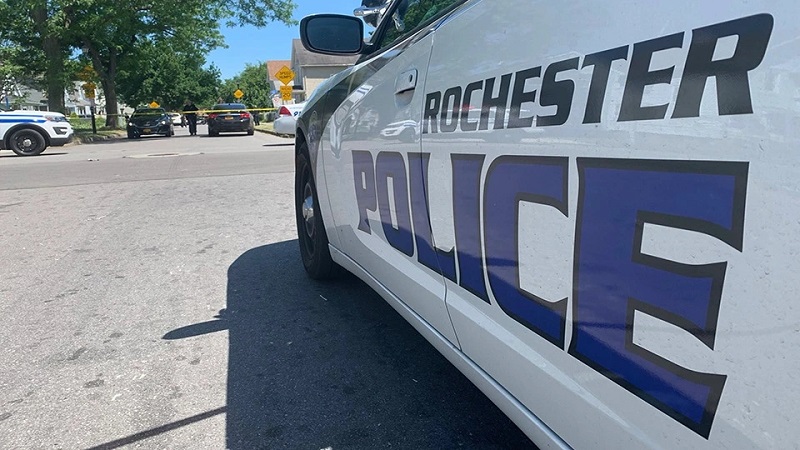 Man arrested for two robberies in Rochester Man arrested for two robberies in Rochester