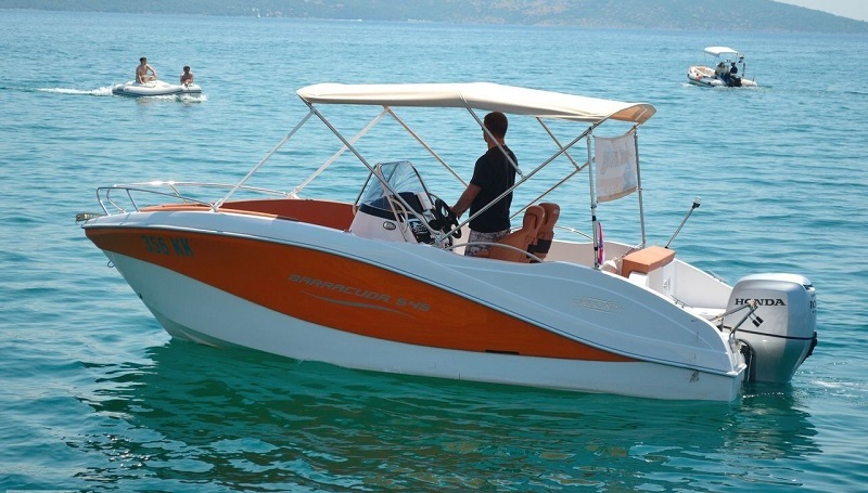 End of summer doesn’t mean end of boating season