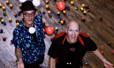 World juggling record attempt during Fringe Festival
