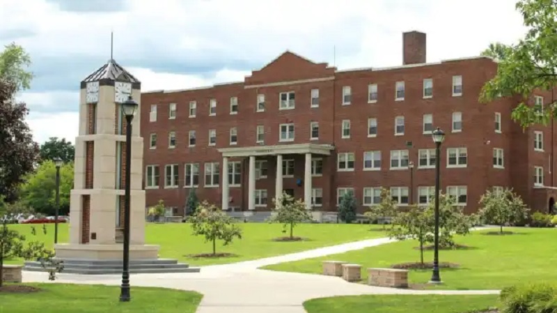 Roberts Wesleyan now a ‘university’