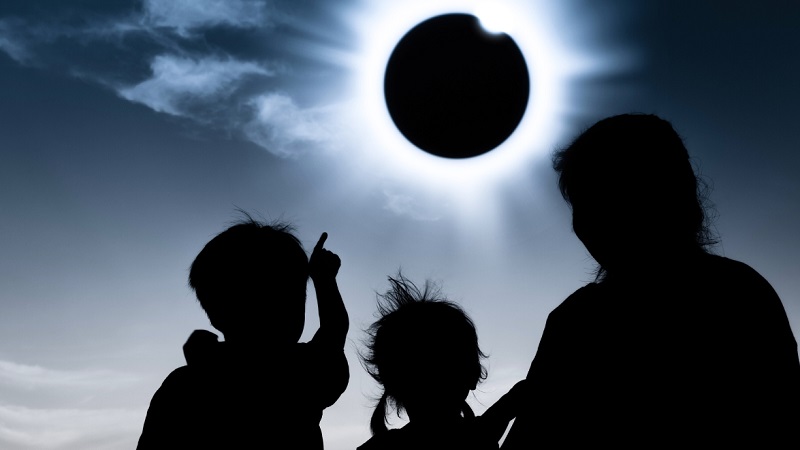 A total solar eclipse brings families together from all across the nation A total solar eclipse brings families together from all across the nation