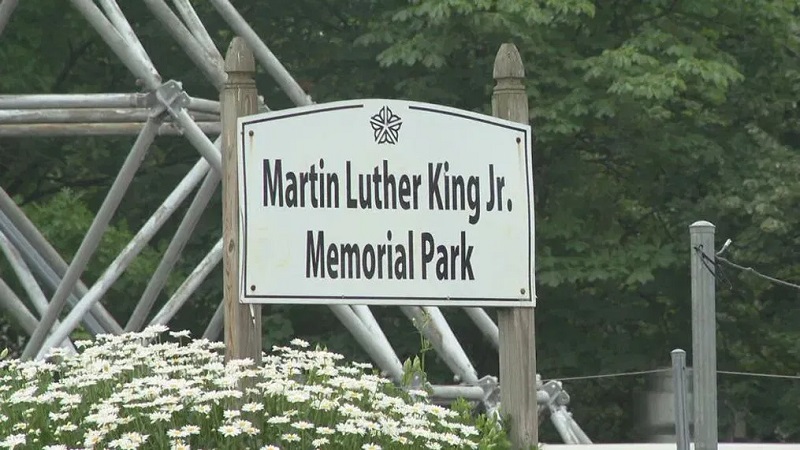 Following recent violence, Rochester Park will close early every day, the mayor said