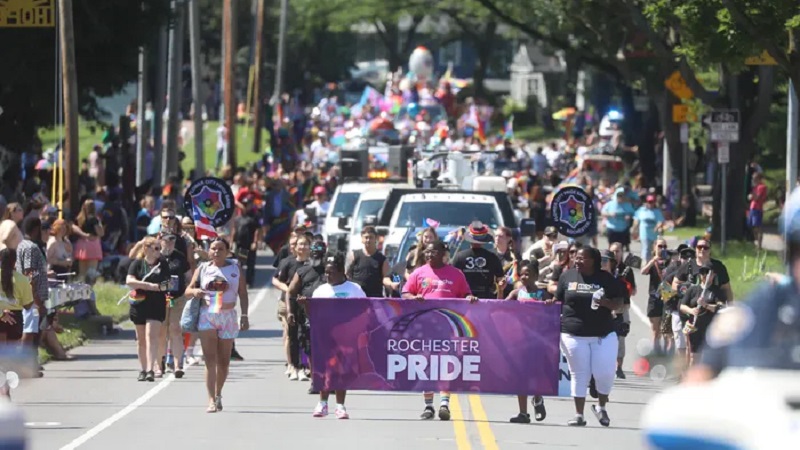The Rochester Pride Parade expands and welcomes approximately 20,000 people in Highland Park The Rochester Pride Parade expands and welcomes approximately 20,000 people in Highland Park
