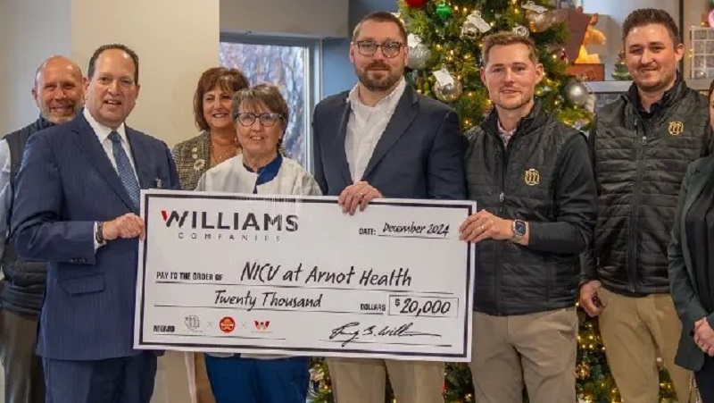 Arnot NICU receives a ,000 donation